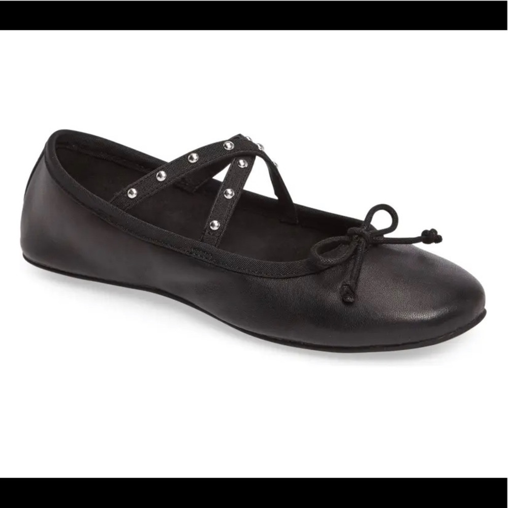 Steve Madden Leather Twirls Ballet Flats